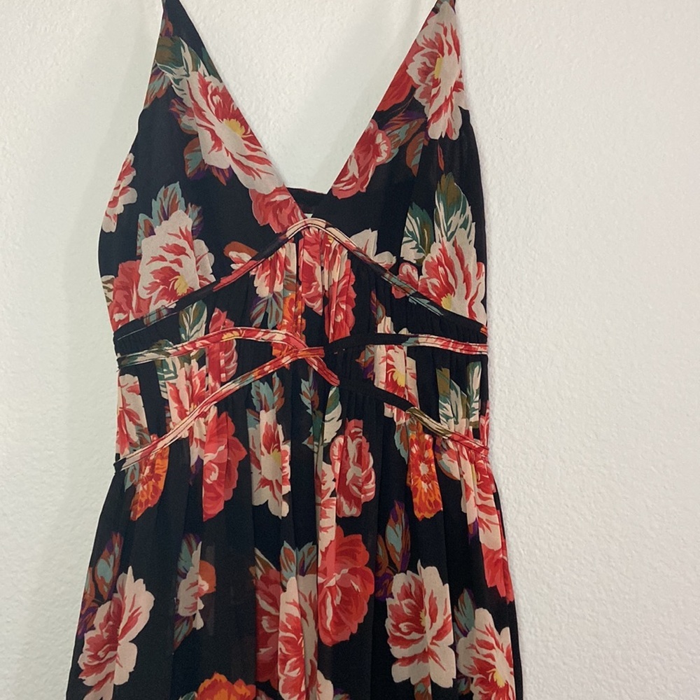 ASTR The Label Floral Midi Dress